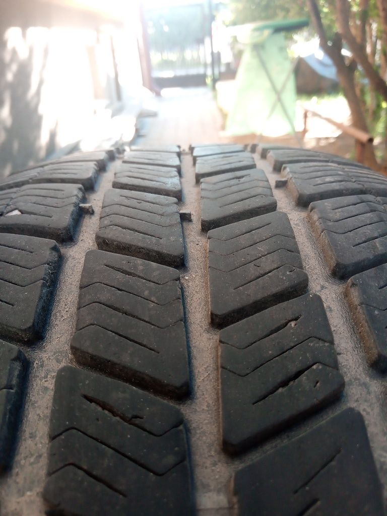 215/65 r16 Barum 2 szt.