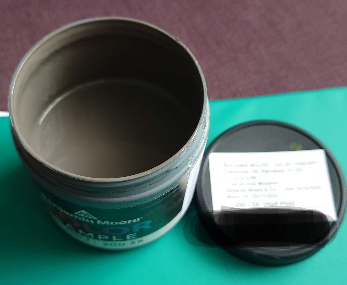 Tester farb Benjamin Moore
