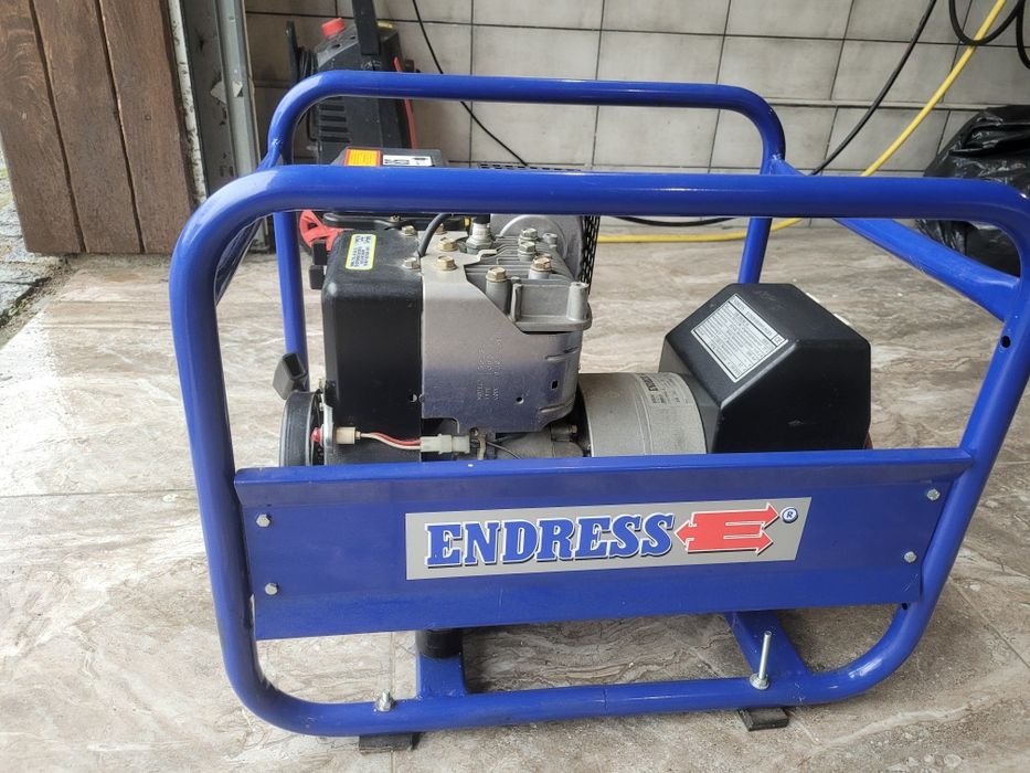 Продам бензиновий  генератор Endress 2.2 квт оригінал