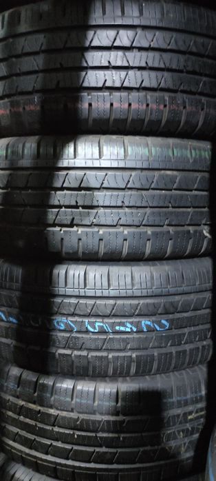 Pneus 215/65/16 continental semi novos