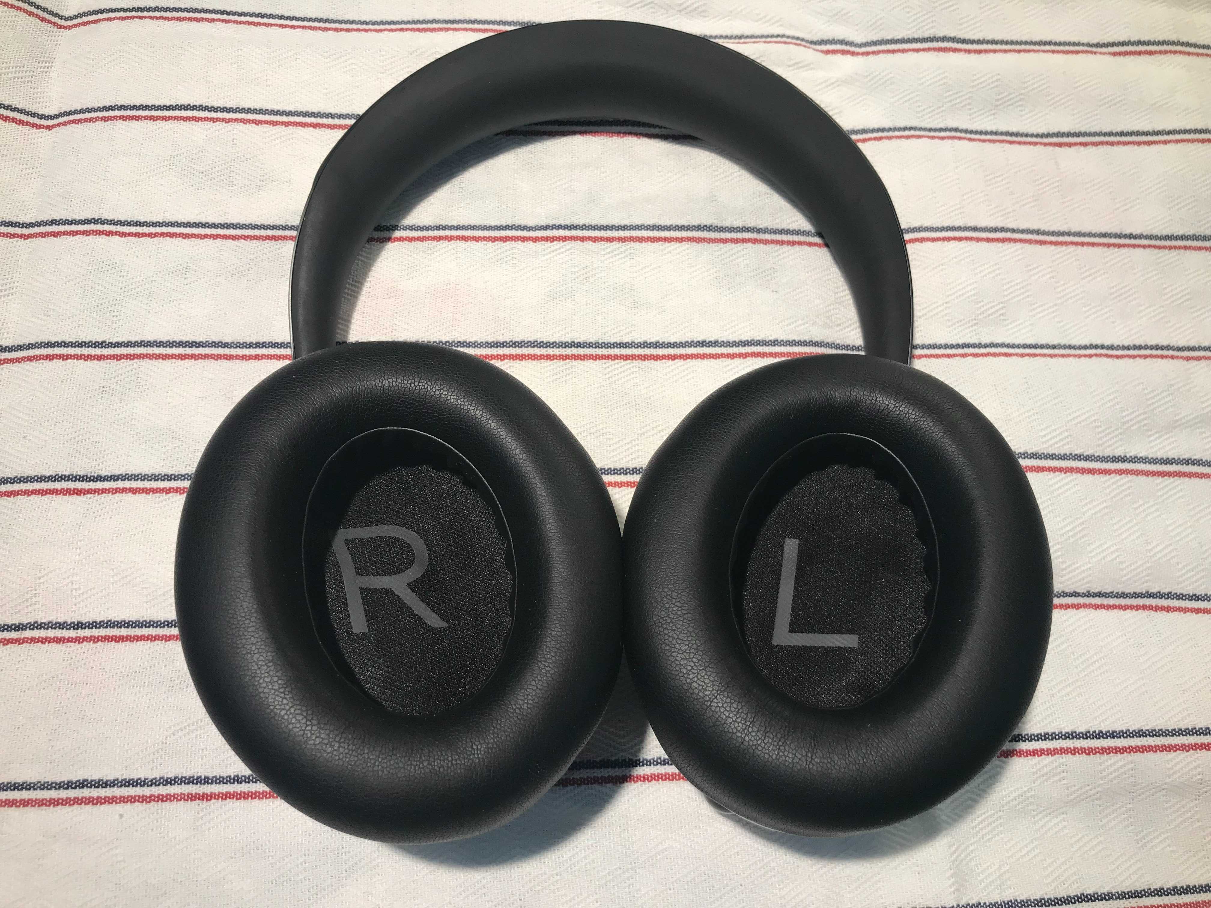 Słuchawki bezprzewodowe Bose 700 Noise Cancelling – z paragonem