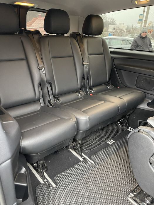 Mercedes Bito автомобіль
