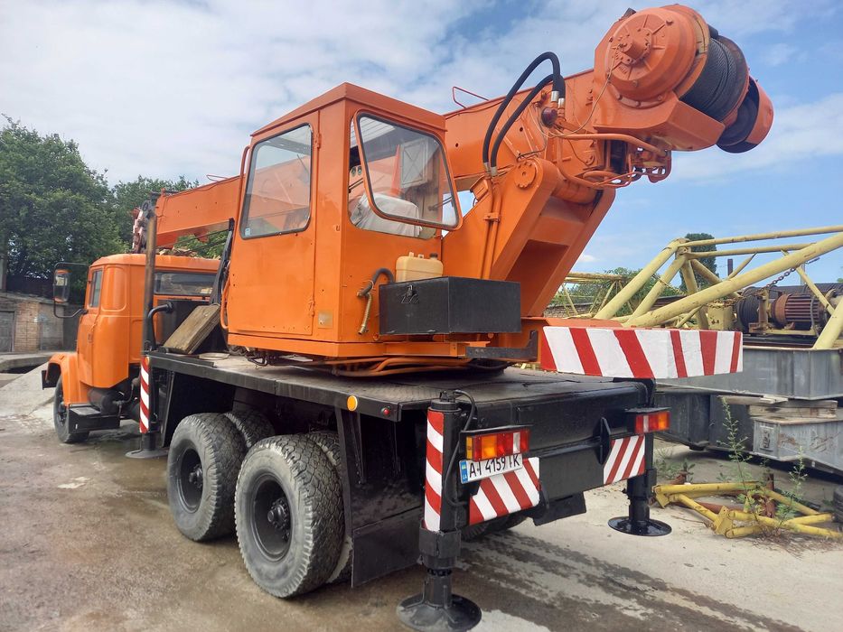 Продам Автокран на базе Краза