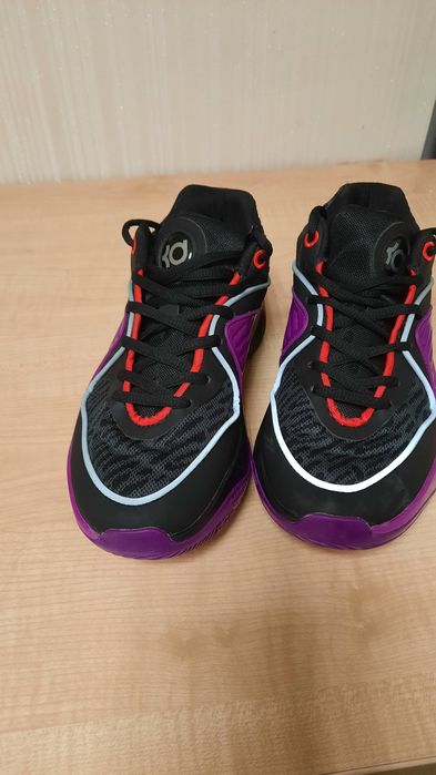 Кросівки для баскетболу KD16 нові