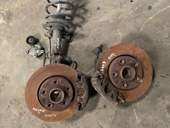 Suspensão\Manga de Eixo Renault Megane III
