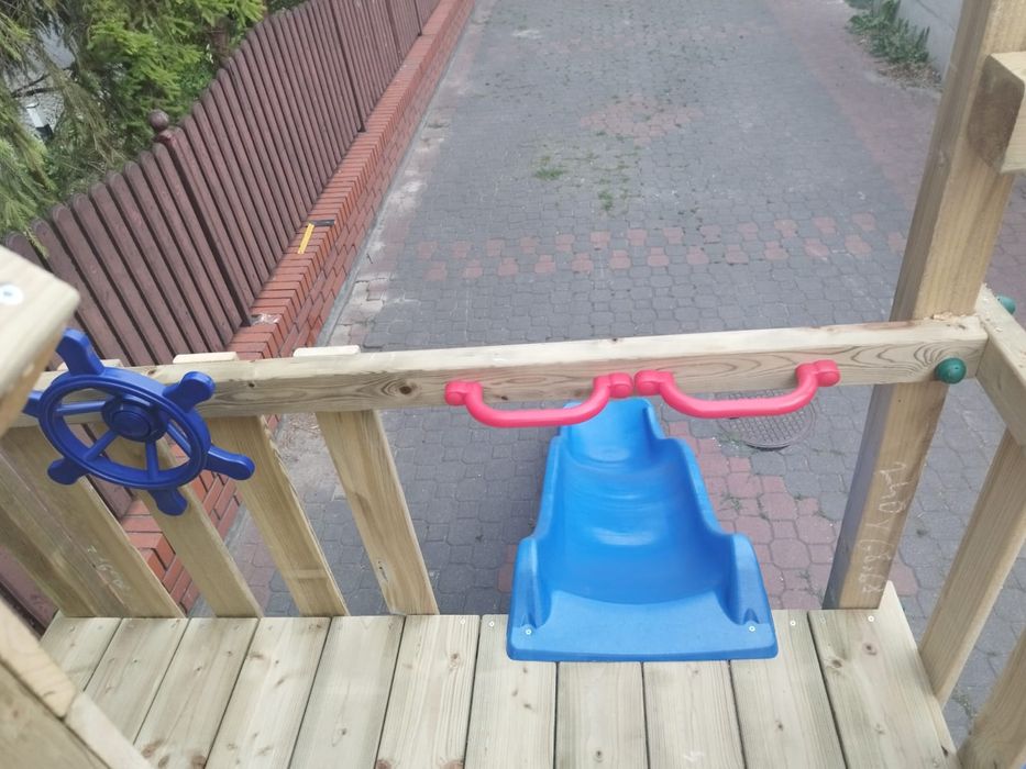 Domek drewniany dla dzieci