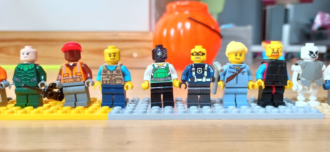 Lego figurki lub zamiana na Star Wars