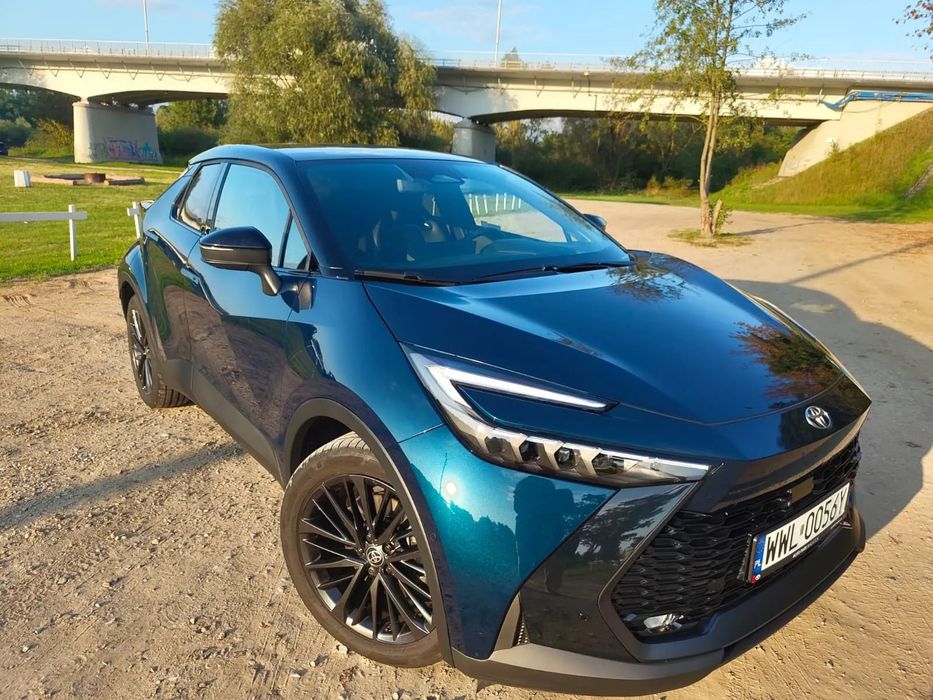 Toyota C-HR Toyota C-HR 2.0 Hybrid Plug-in Executive plus Pakiet Tech i Pakiet VIP