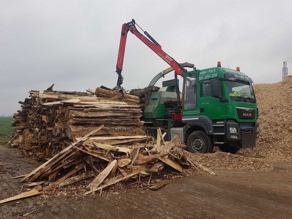 Duzy rebak wynajem CALA POLSKA rembak usługi zrebka recykler
