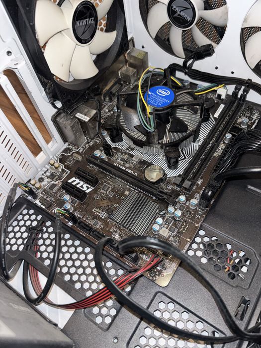 Intel i7 6700 + MSI H110M PRO-D