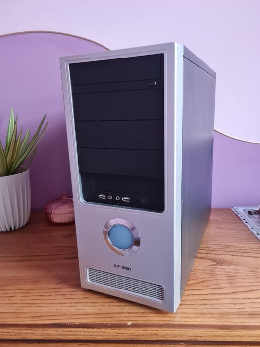 Системний блок у відміному стані,