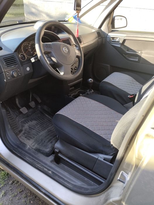 Продам автомобіль Опель Меріва