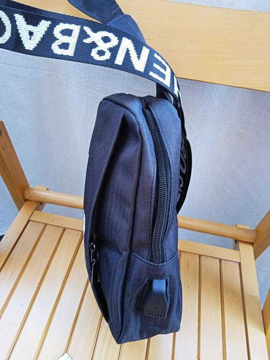 Сумка новая на плечо-грудь.