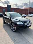 Sprzedam Volkswagena Touarega.