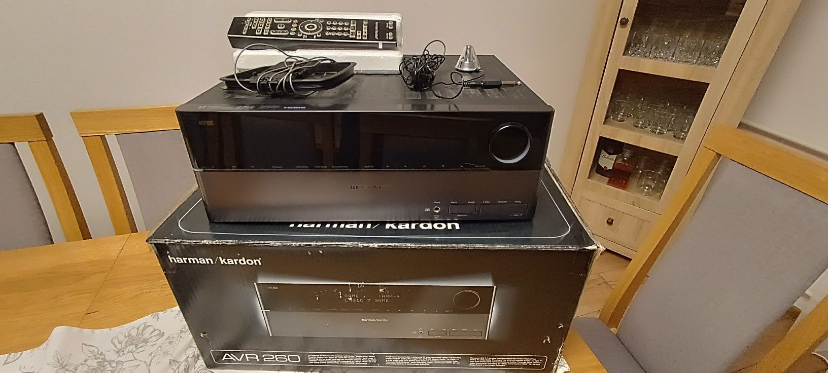 Amplituner wzmacniacz Harman/Kardon avr260