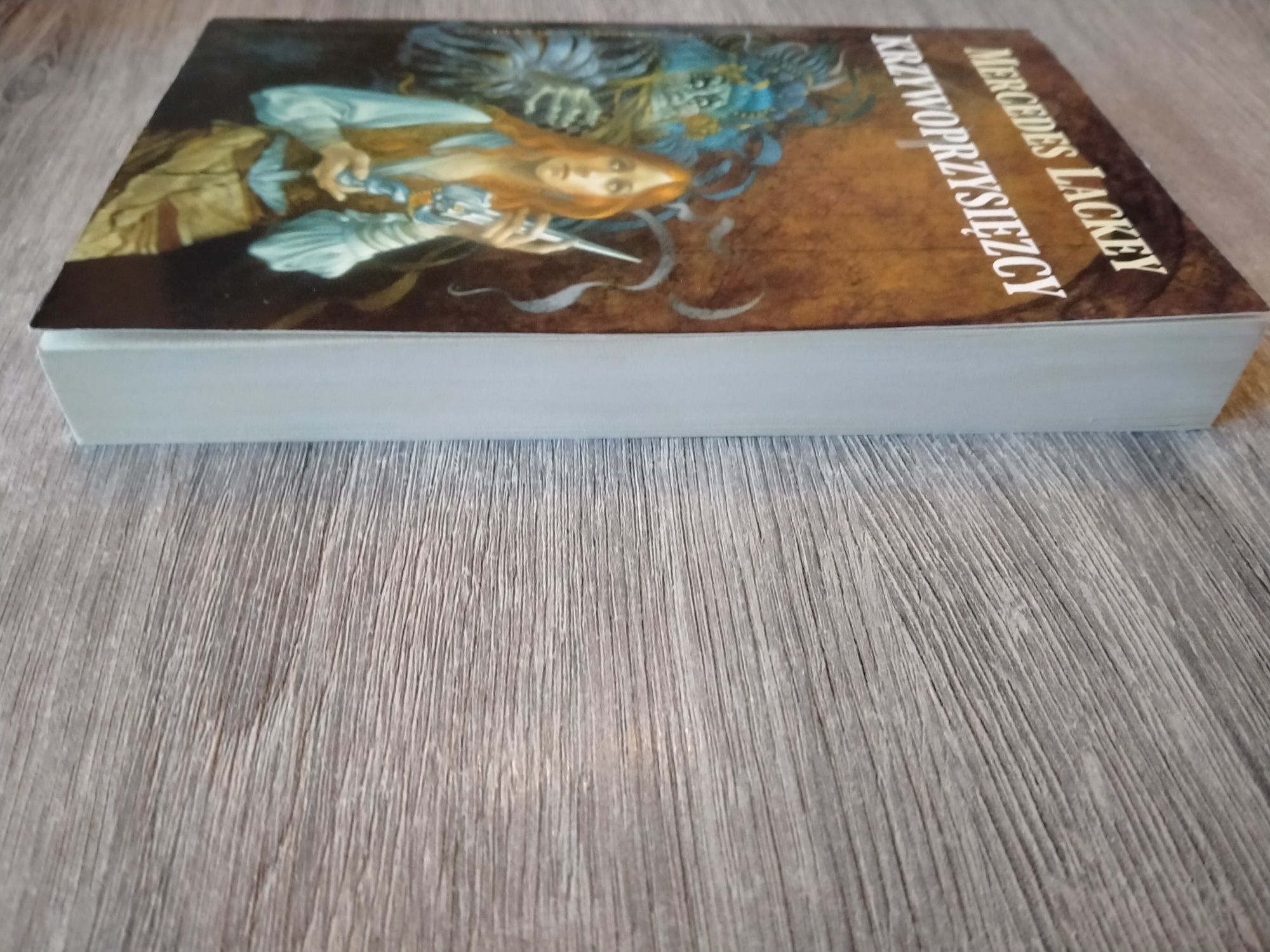 Mercedes Lackey Krzywoprzysięzcy