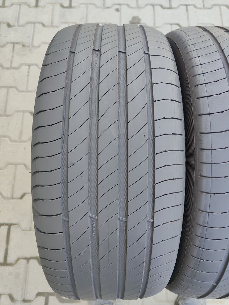 225/45/17 Michelin Primacy 4