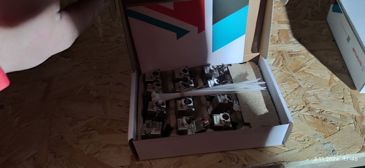 Moduły Keystone Datwyler KS-T CAT 6A.