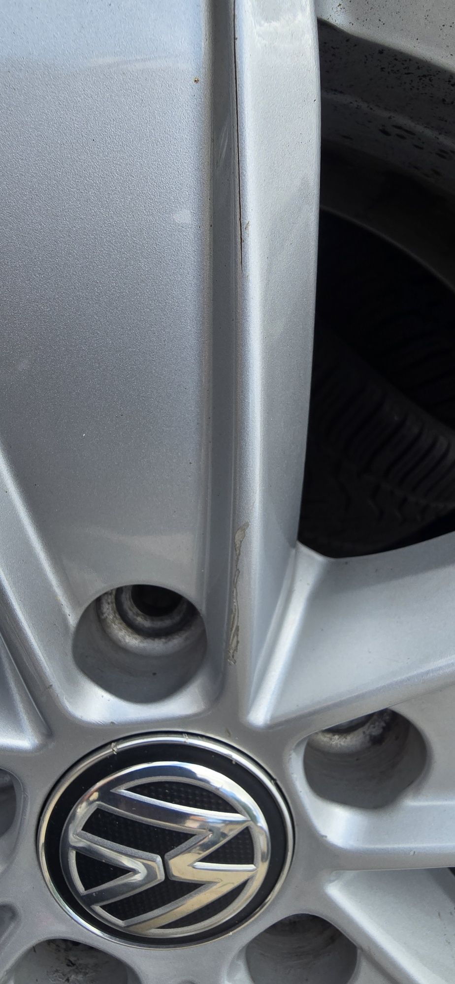Felgi aluminiowe 17 5x112 et 38 Vw Tiguan Passat Arteon itp.