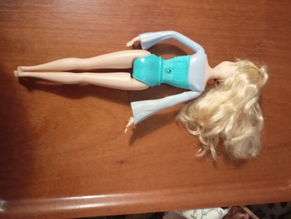 Elsa Frozen, Disney.
Em bom estado geral, marcas de uso.
