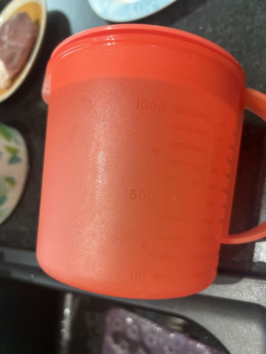 Copo tupperware coral queijeira ralador