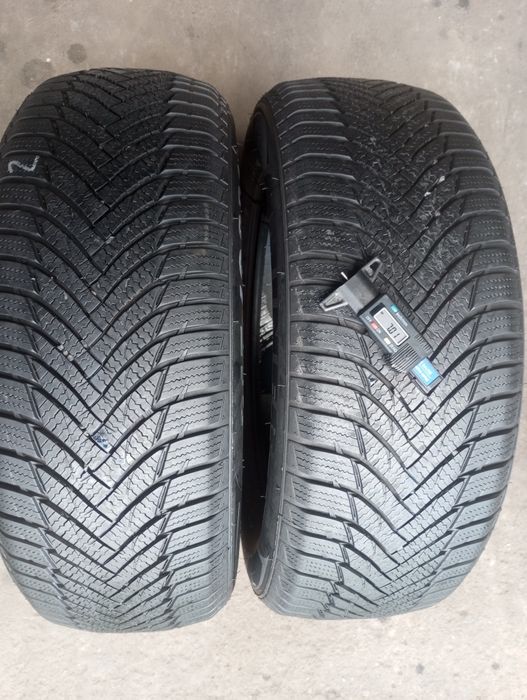 Opony zimowe Minerva Frostrack HP 215/60/16  2 szt.