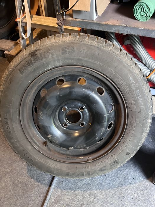 Komplet opon zimowych 195/65/R15