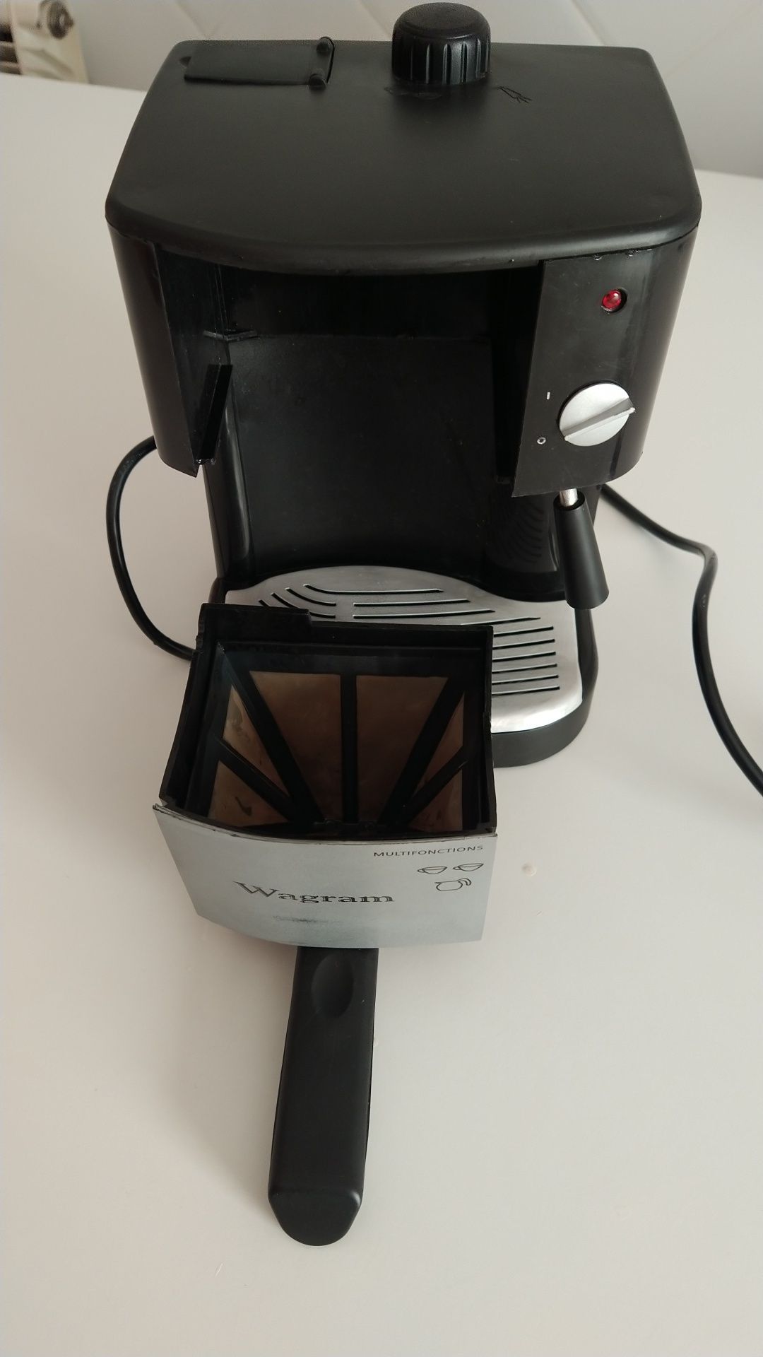 Máquina de café elétrica