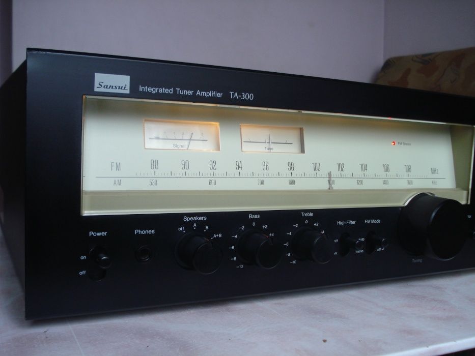 Ресівер "Sansui"  TA-300, AU-2900