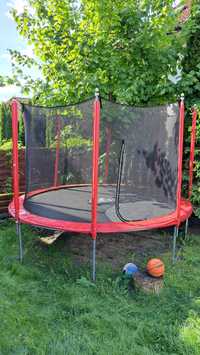 trampolina ogrodowa Goliath największa