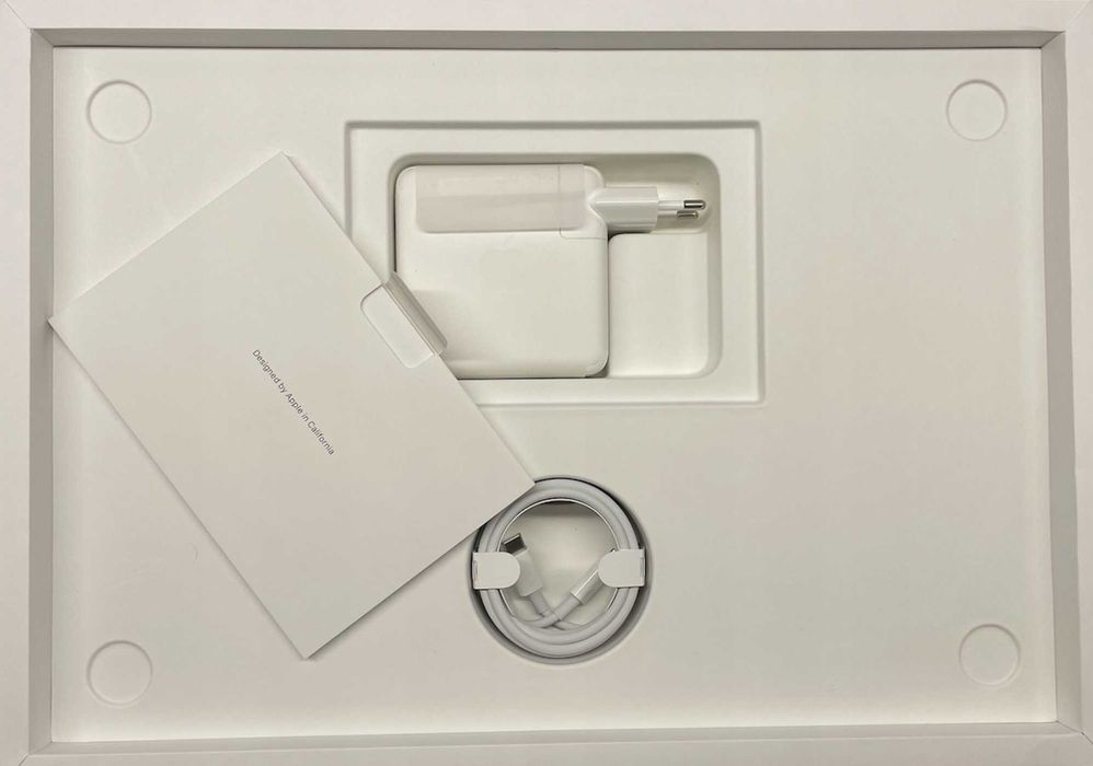 MacBook Pro 16" (2021) i7/16GB/512GB відмінний стан