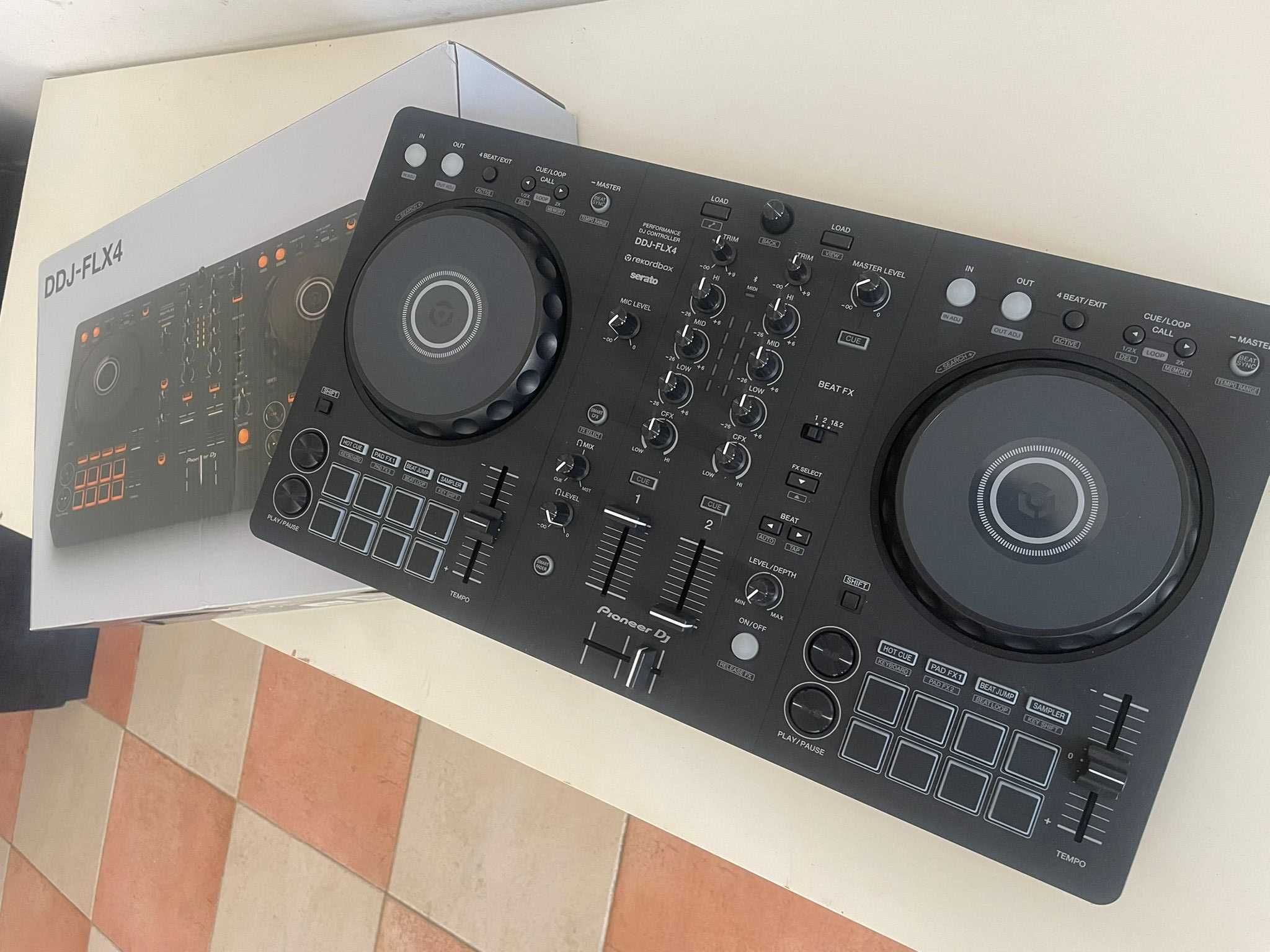Pioneer DDJ-FLX4