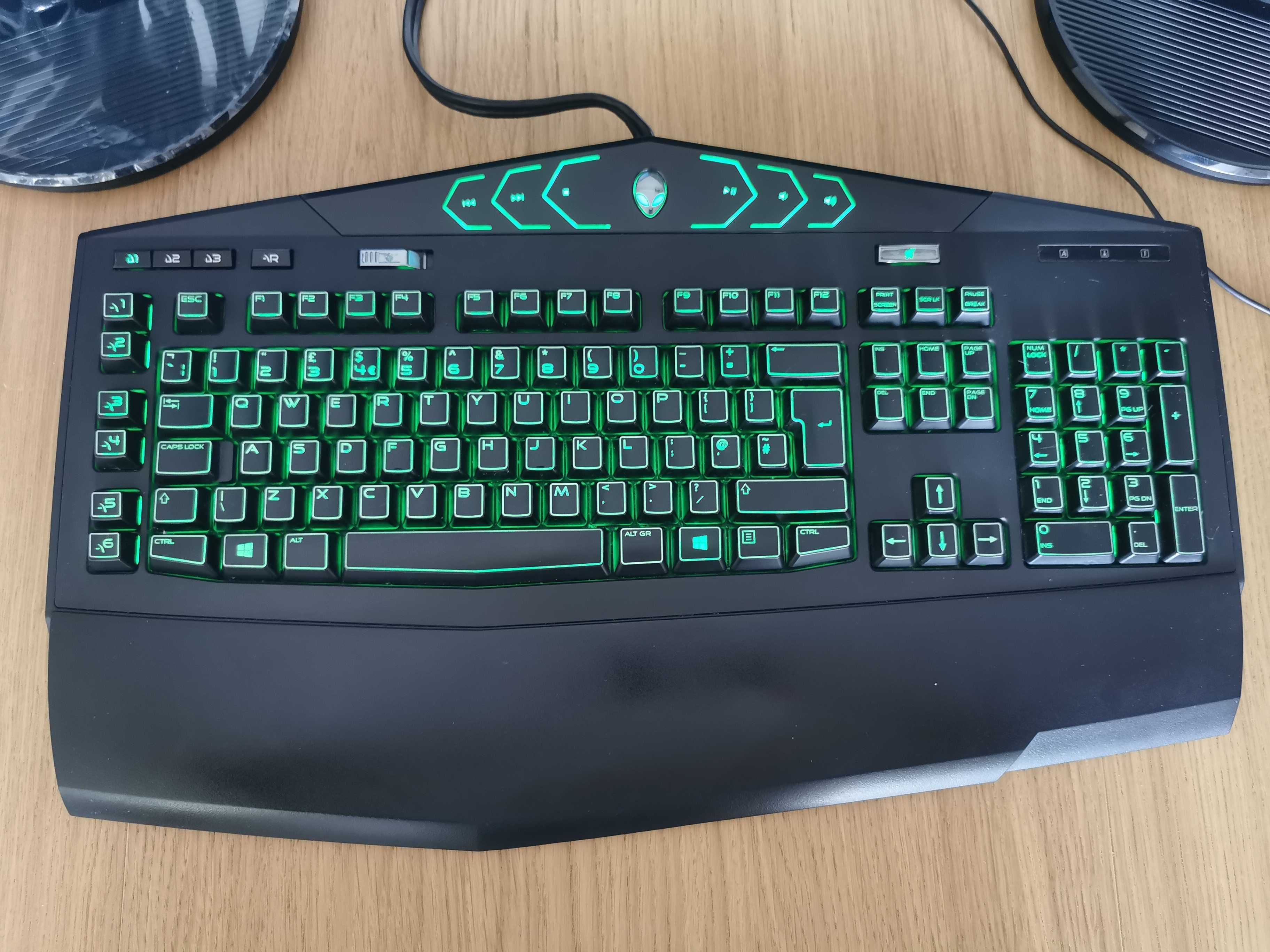 Teclado Gaming - Alienware KG900