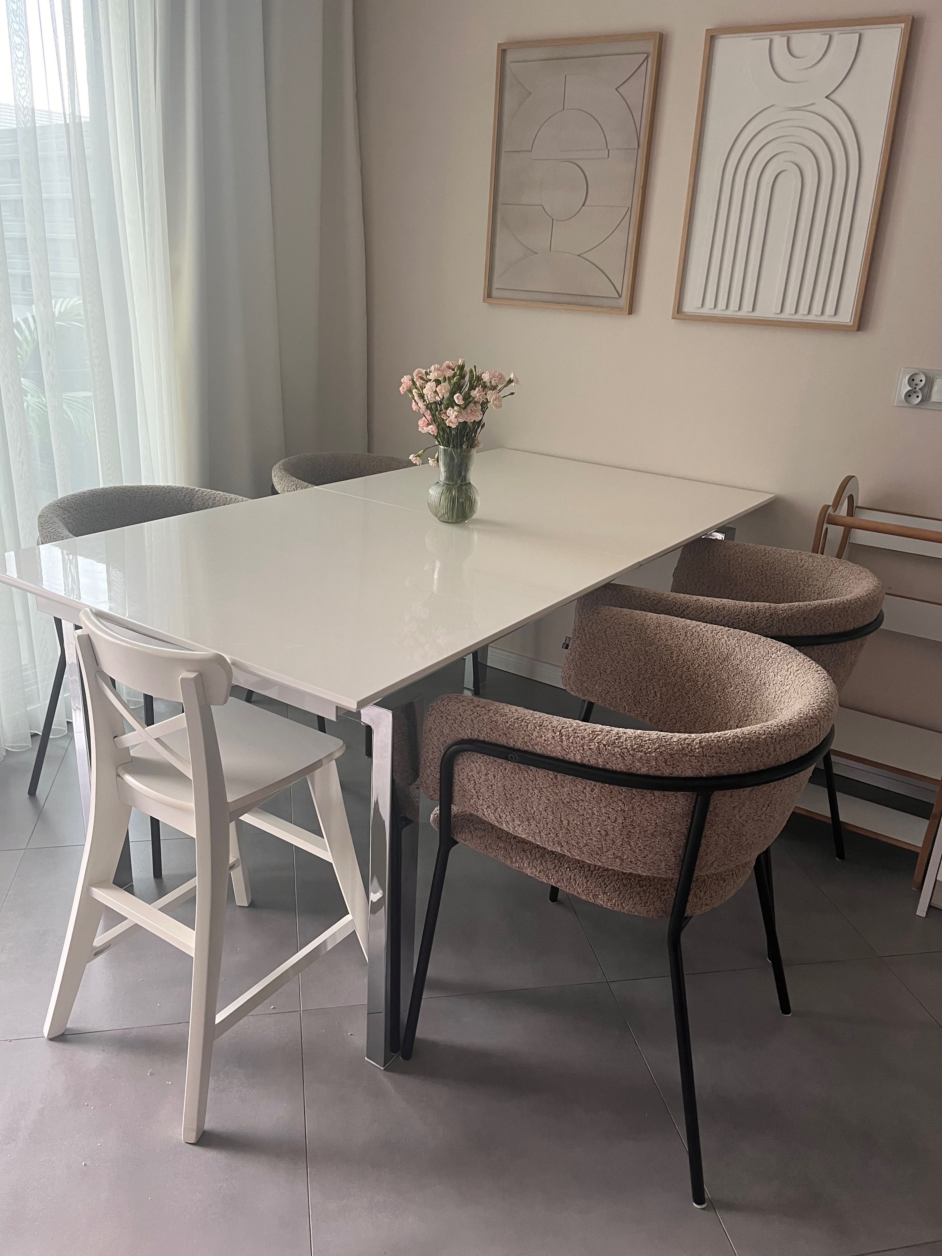 Stół rozkładany biały ze srebrem max 180x90, max 270x90