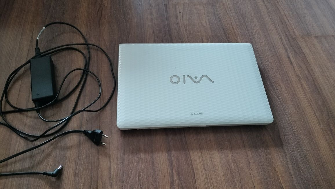 Sony vaio  VPCEH PCG-71011M peças