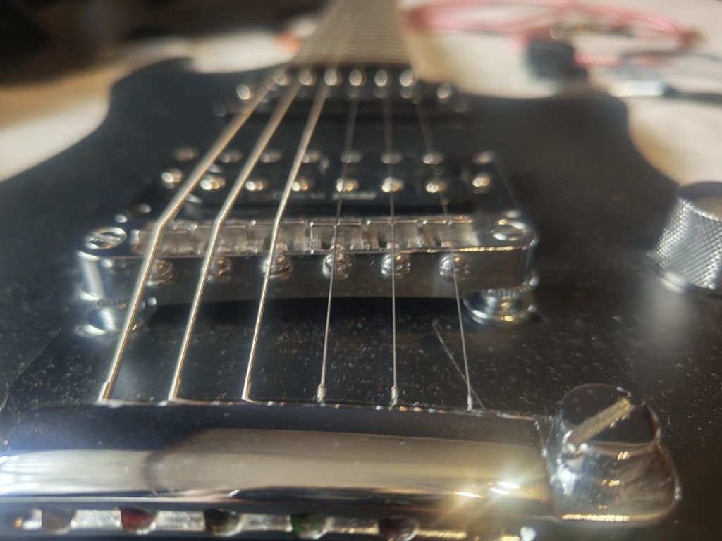 Gitara Washburn plus dodatki