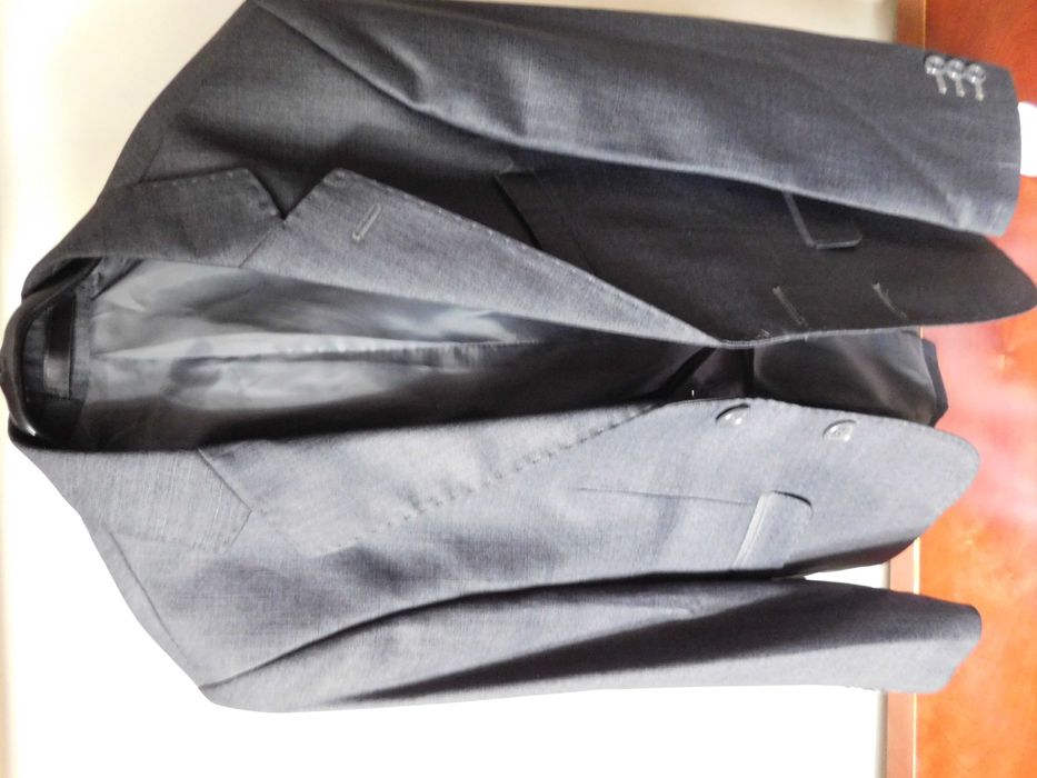 Детский костюм Dolce Gavilli новый ( Турция) полушерстяной треть цены