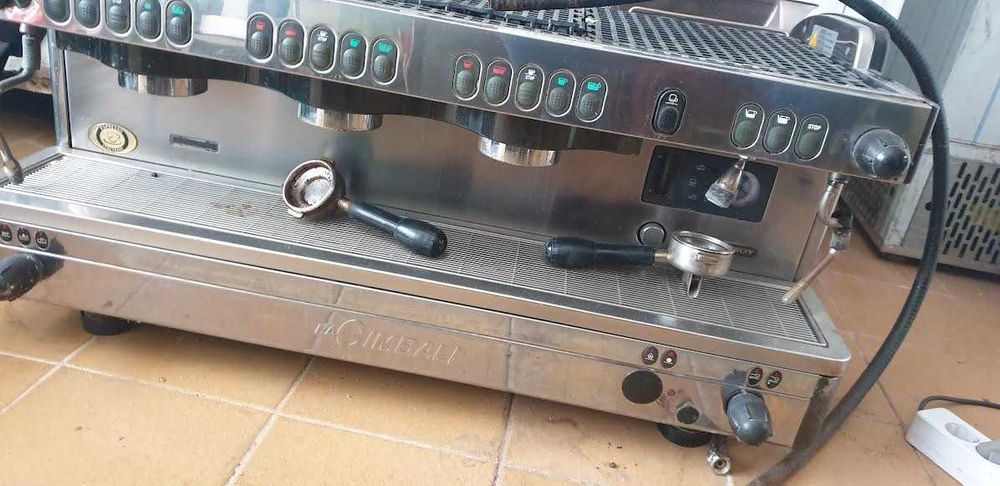Máquina de Café La Cimball M39, em bom estado a, funcionar!