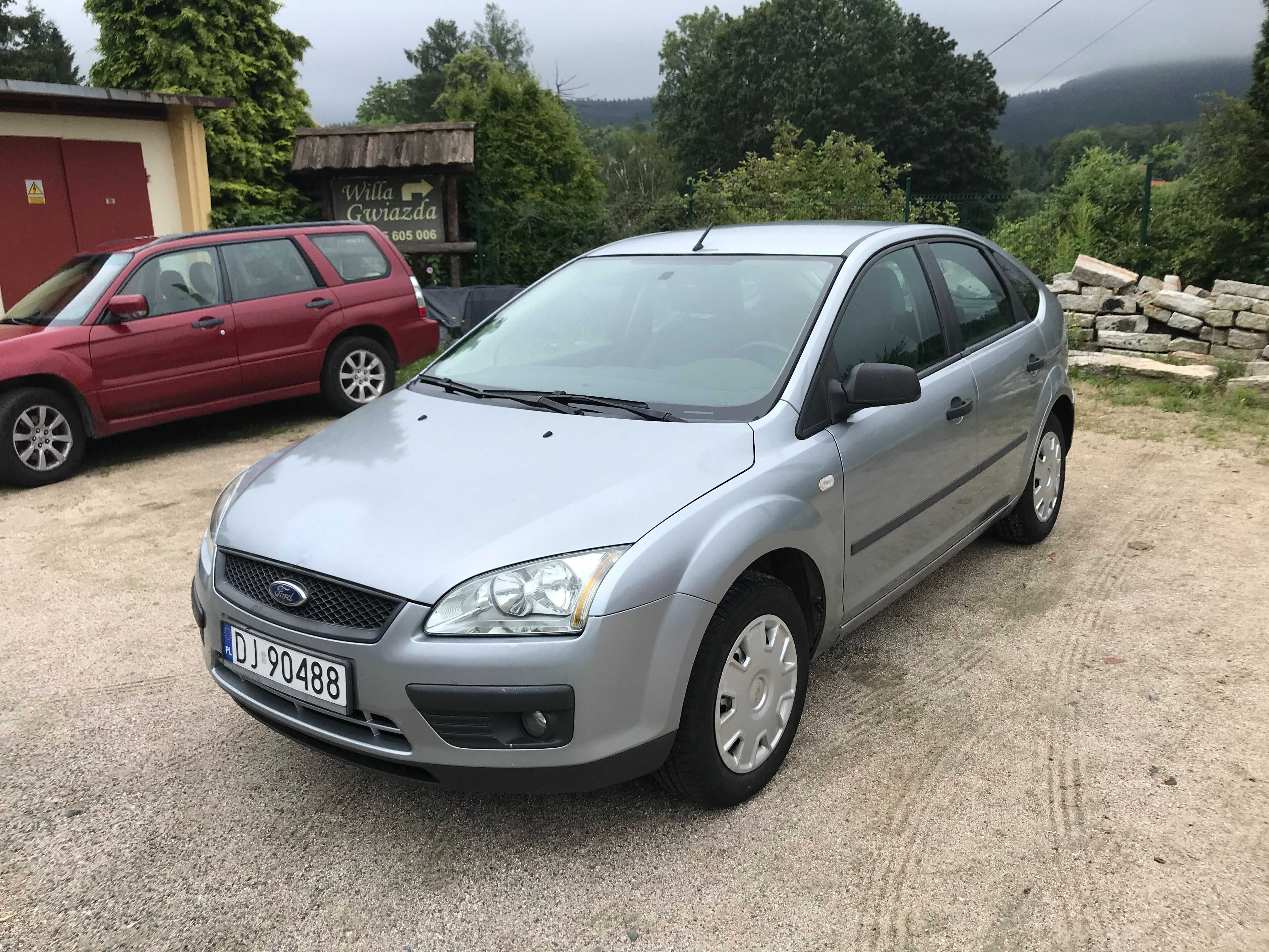 Ford Focus MK2 1.6 benzyna 101KM