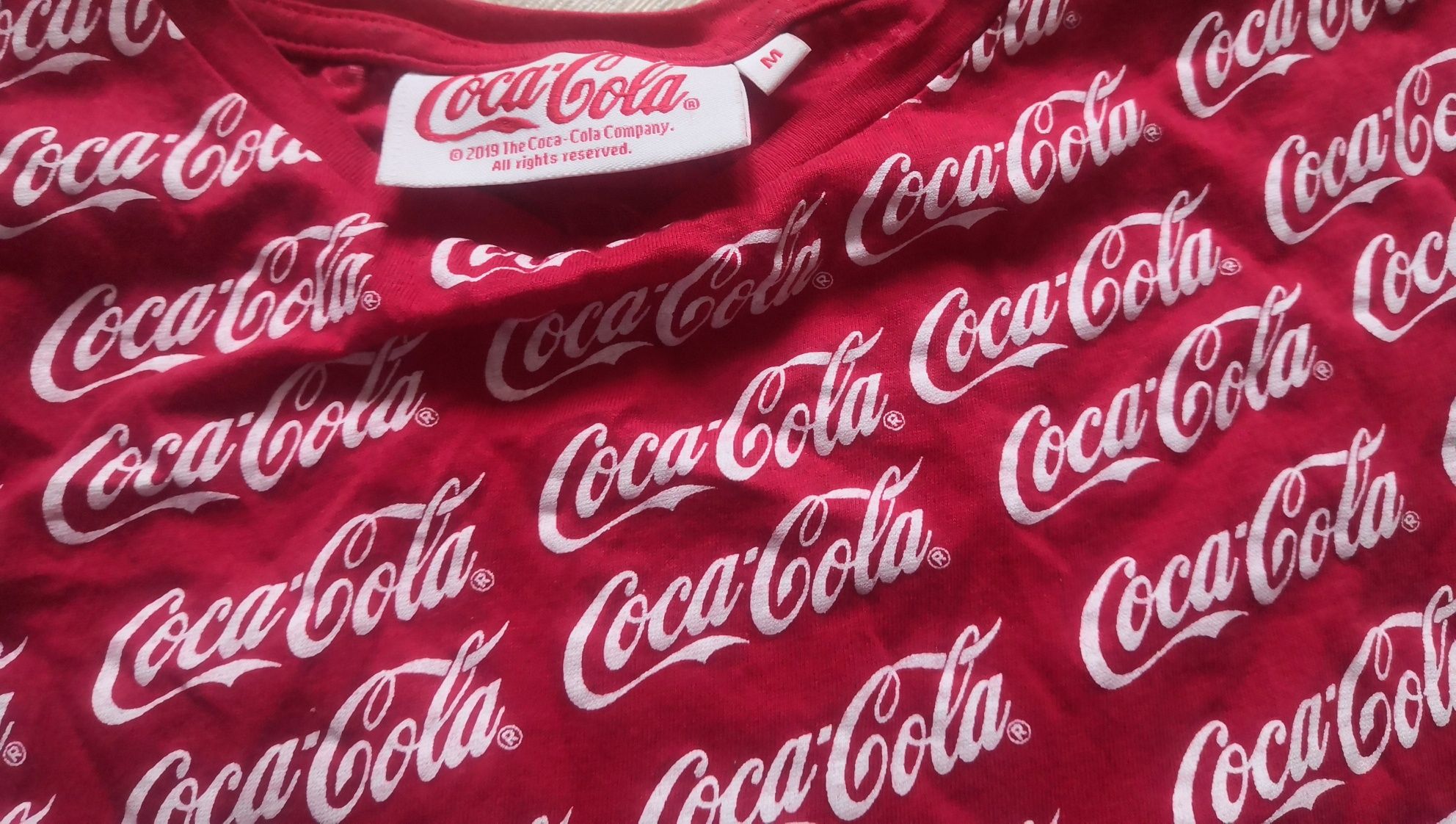 Koszulka T-shirt Coca Cola rozm M. Kolor czerwony  rozm 38