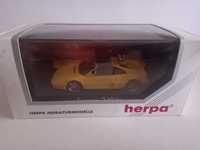 Модель автомобиля Ferrari 348 ts  1:43  (Herpa)