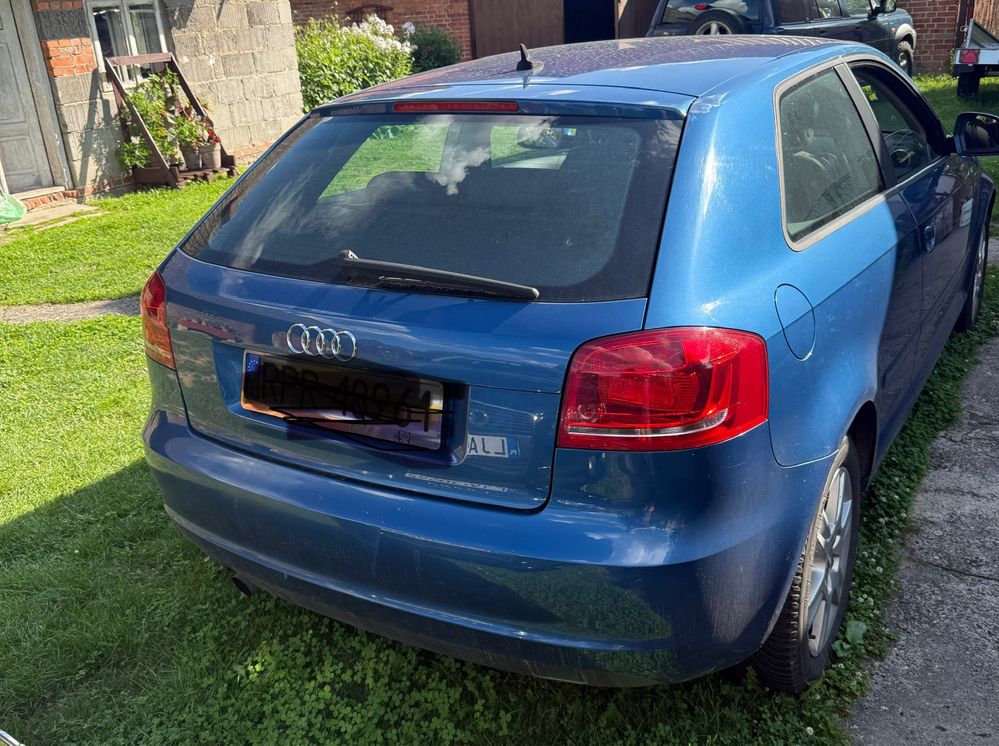Audi A38P 2009 1,6TDI 105 km.