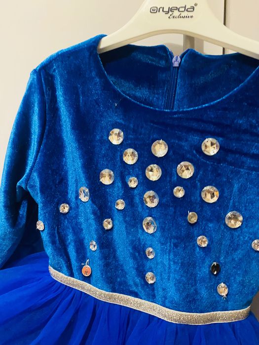 Платье Эльзы с накидкой