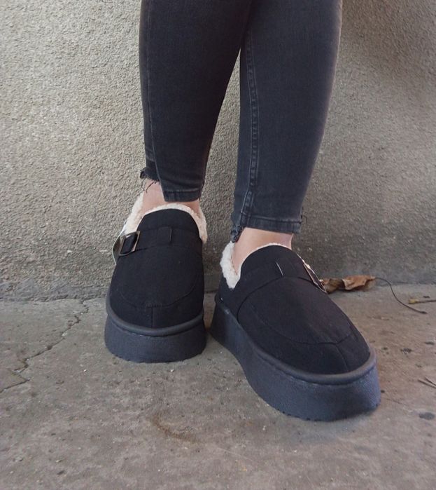 Легкі утеплені лофери- уггі