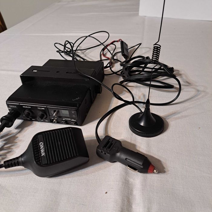 CB Radio ONWA z osprzętem