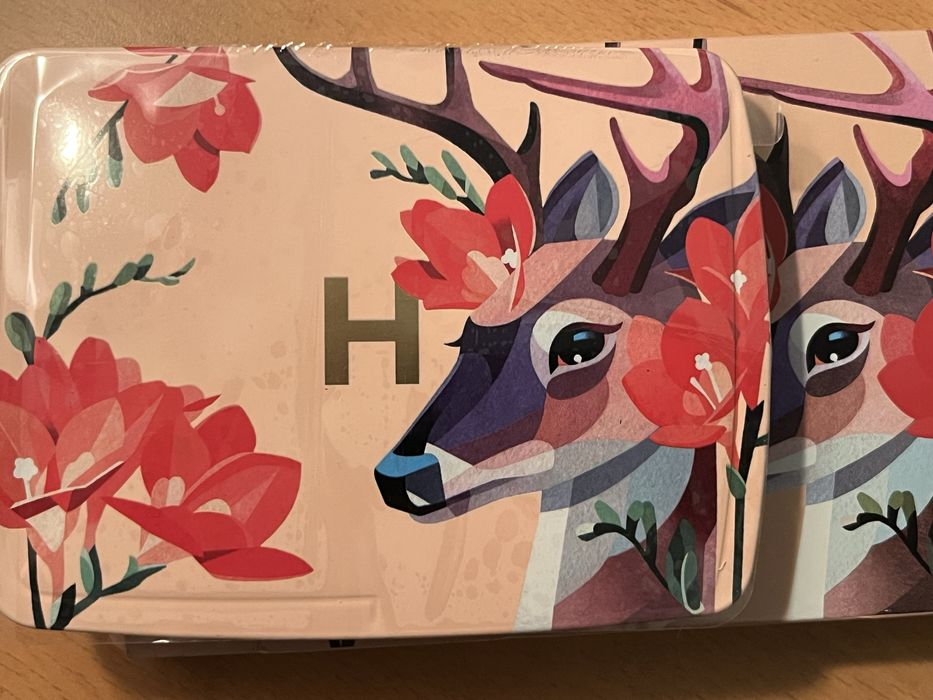 Hourglas Deer нова палетка Олень