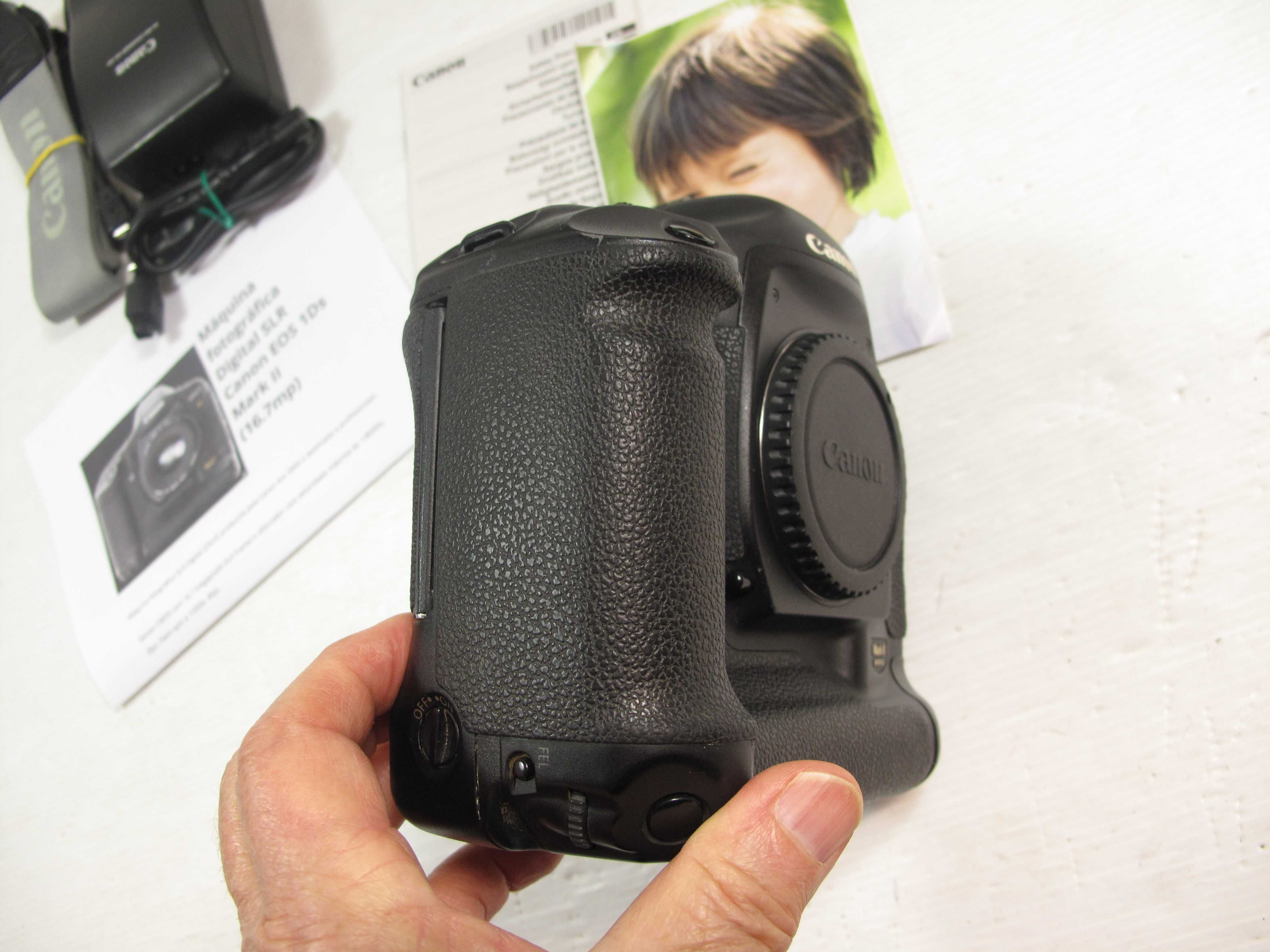 Canon 1D S Mark II (Fullframe) estado geral conforme fotos