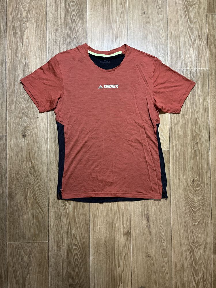 Спортивні футболки Nike adidas new balance under armour