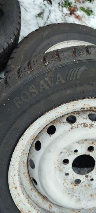 Комплект коліс на зимній резині r13 175/70 (rosava, hankook)