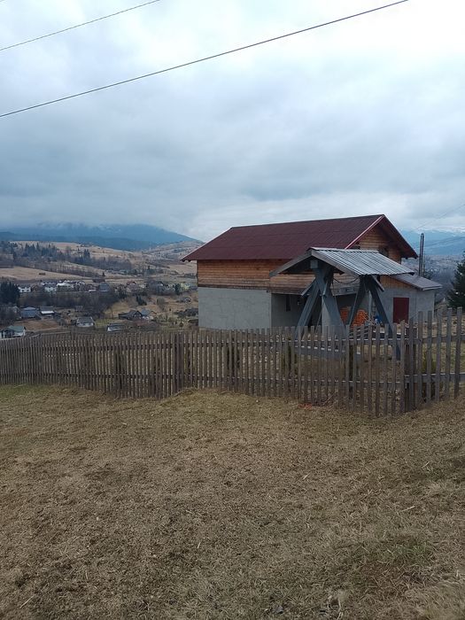 Продам будинок біля Буковелі і Драгобрата